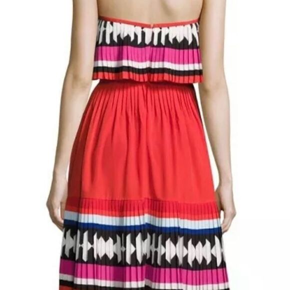 ⭐️⭐️HOST PICK ⭐️⭐️ NWT Kate Spade New York Strapless Pleated Knee Length Dress - Picture 3 of 9